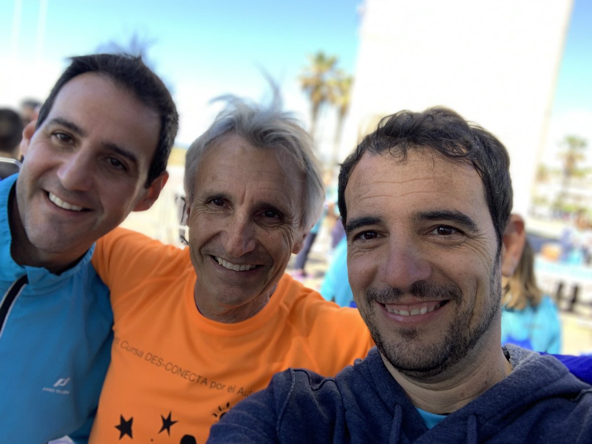 manureyeslopez's tweet photo. Un año más participando en la cursa Des-conecta por el Autismo de Istea. Enhorabuena a la organización y gracias por preocuparos por ayudar a tantas familias #deporte #autismo #istea #castelldefels #manualcalde2019 https://t.co/IJZNhYCuhL