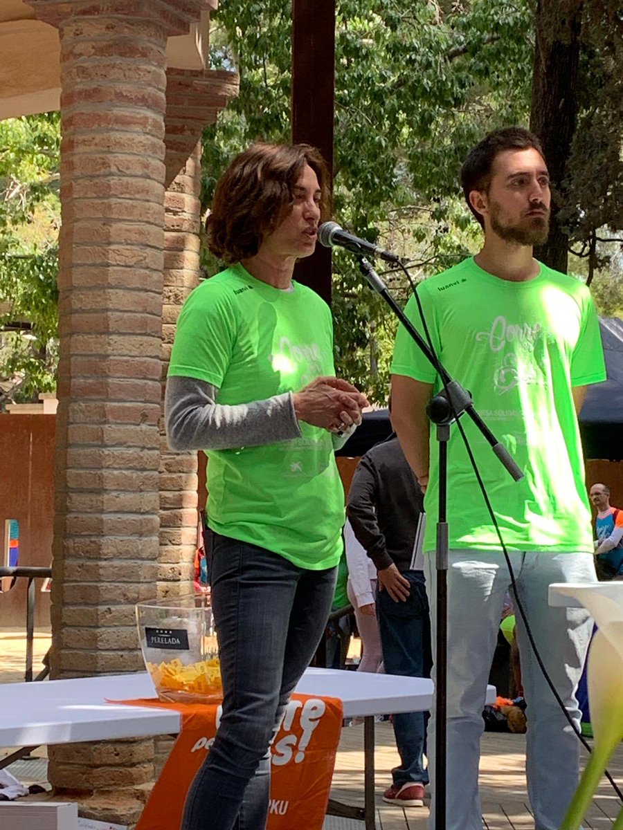 monicagallardo's tweet photo. Matí de bones energies,
matí solidari. Sitges demostra un cop més la seva generositat participant a la cursa PKU #Correperells Enhorabona @CharoSCancio @alfonsolux i Candela! https://t.co/30ETrUPHzA