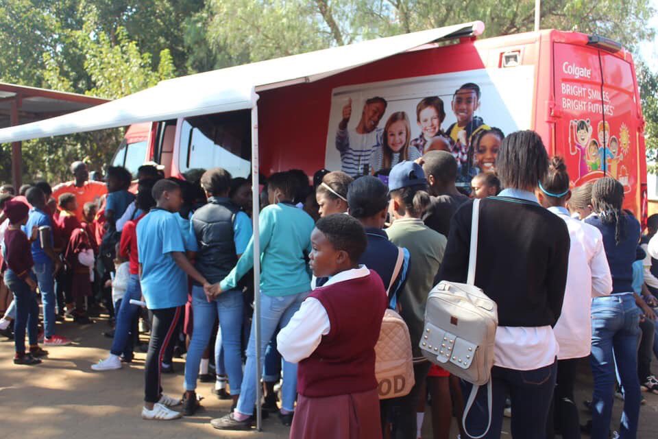 mokoenainspires's tweet photo. We had a fantastic Colgate #keepsasmiling tour yesterday in the community of Thokoza, the turn up was amazing.
Well done team @Roadvertiseads and thank you @Colgate for keeping the community smiling.
#keepsasmiling #totallyhealthymouth
#roadvertise https://t.co/zynU6w1f1I