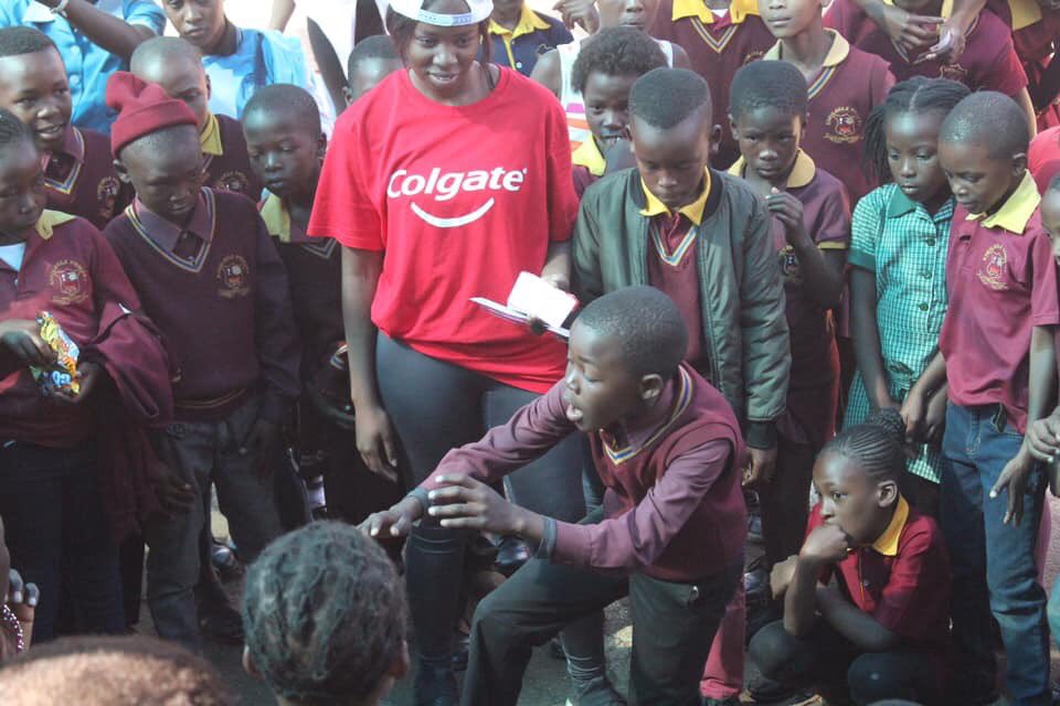 mokoenainspires's tweet photo. We had a fantastic Colgate #keepsasmiling tour yesterday in the community of Thokoza, the turn up was amazing.
Well done team @Roadvertiseads and thank you @Colgate for keeping the community smiling.
#keepsasmiling #totallyhealthymouth
#roadvertise https://t.co/zynU6w1f1I