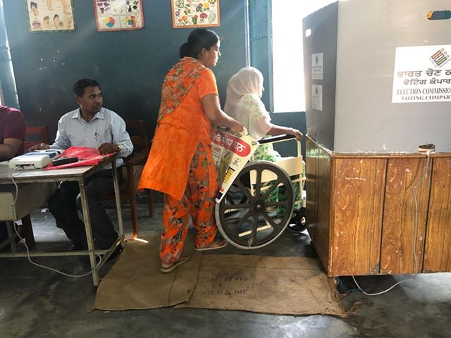 TheCEOPunjab's tweet photo. PWD Volunteers and voter facilitated in Raikot 

#LokSabhaElections2019 #Phase7 #VotingRound7 #GotInked #GoVote #govote2019 #CEOPunjab
#AccessibleElections #DeshKaMahaTyohaar @socialpwds @ncpedp_india @SakshamTrust @samarthyam @senseindia @Svayam_India 
@PIB_India @PIBHIndi https://t.co/yofmnBrxzp