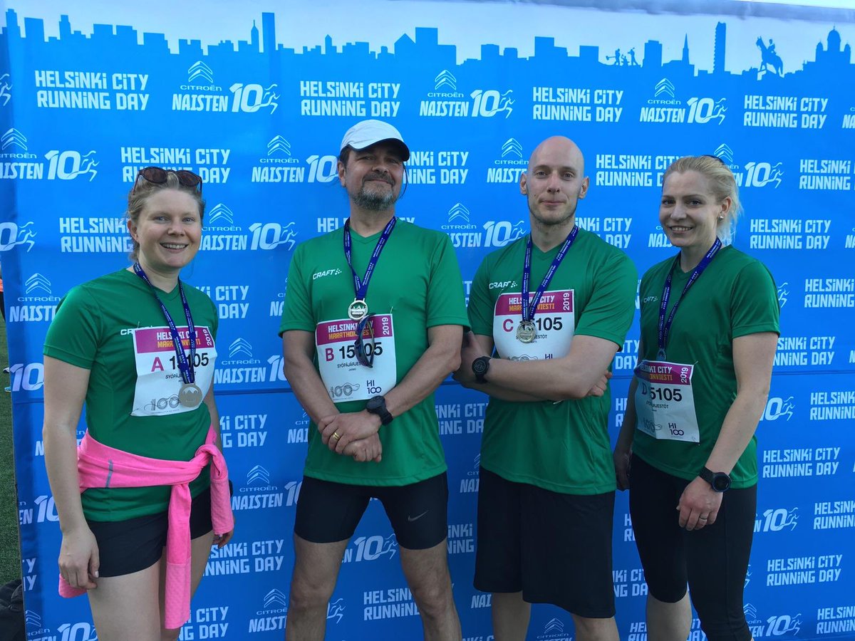PetraMakkonen's tweet photo. @Syopajarjestot timanttinen maratonviestijoukkue ”Juoksujalkaa syövän voittamiseksi” sijalle 14. ajalla 3.31. Hieno tunnelma, joukkuehenki ja kesäinen Helsinki ☀️#helsinkicityrunningday Keräyspottimme annamme syöpätutkimukselle. https://t.co/jTP7308AY5