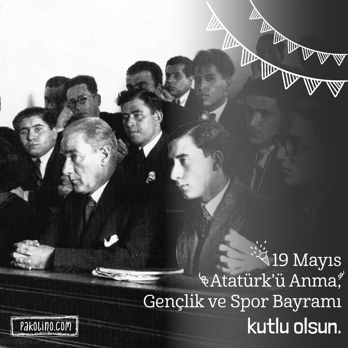 Milletçe bağımsızlık yolunda ilk adımı attığımız bugünde Ulu Önder Mustafa Kemal Atatürk'ü saygıyla anıyor, tüm gençlerin ve sporcuların bayramını kutluyoruz. 19 Mayıs Atatürk’ü Anma, Gençlik ve Spor Bayramı'mız kutlu olsun. #19MAYIS