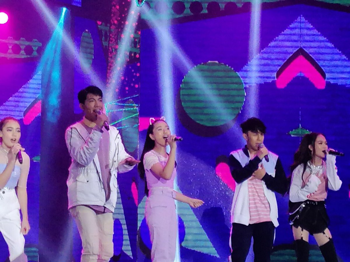 polarisabscbn's tweet photo. ⭐️ Teen Power on #ASAPNatinTo stage! Inday Wonder Sheena Belarmino together with Krystal, AC, Darren, Ken and Jeremy! https://t.co/QzrgvFqwv7