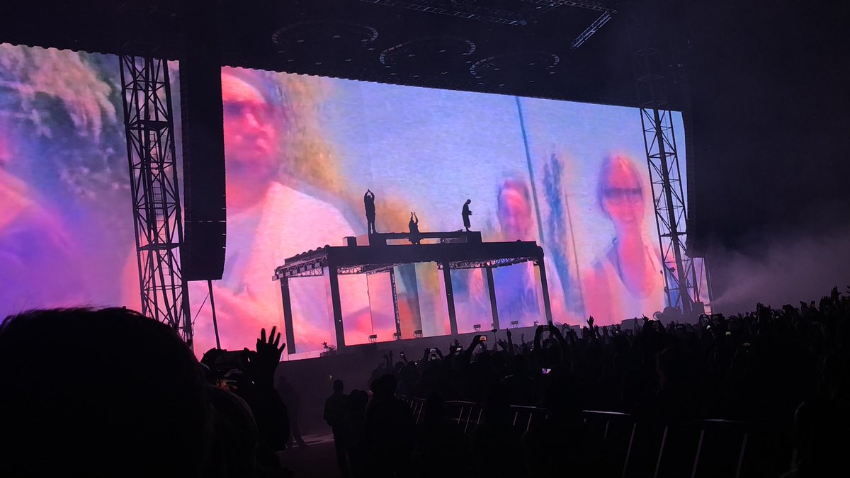 JCDB87's tweet photo. #SwedishHouseMafia #SHMmx @swedishousemfia https://t.co/ydEIifbMwx