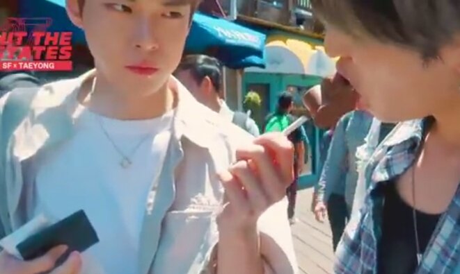 2809Yoo's tweet photo. : ชิมหน่อย
: คำเล็กๆพอนะ
: ได้ๆ
: ........ https://t.co/y4M3X5igmn