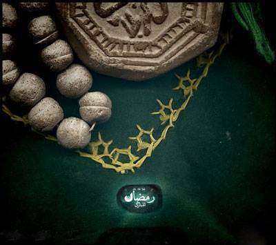 إنّ هذه الضيافة الإلهيّة العظيمة تهدف إلى إنقاذ الإنسان من غائلة الشهوات, وعتق النفس من عبوديّة المادّة، بل والأخذ به للكينونة في عالم الوصل والكمال، فصوت الضيافة هو الدعوة لصيام الشهر الفضيل, واستجابة الدعوة في تأدية حقّ الصيام.
#شهر_رمضان
#السيد_كمال_الحيدري
