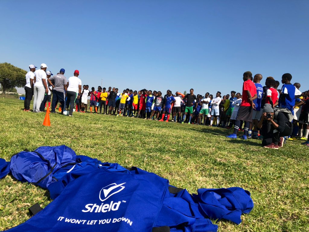 cudzy12's tweet photo. More than 150 trialists turned up for the @Shield_ZA opportunity in Soweto izolo. Hope ours will also attract more. #kiplearning PICs credit:@YesWeCrann #grassroots #Scouting @mikemadoda @SportBriefZW @northernregion1 @Simbaneutah @CastleLagerPSL @FUZ_ZIM @online_zifa @taytbells https://t.co/u2W5of9RSP