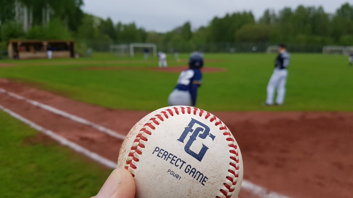 Growing the game of baseball worldwide! Thank you @PerfectGameUSA and @ANatal12 for providing our youth tournament 'Billingeslaget' with @RawlingsSports game balls so we can #LetTheKidsPlay #globaloutreach
@PlayBall @WBSCEurope @WBSC