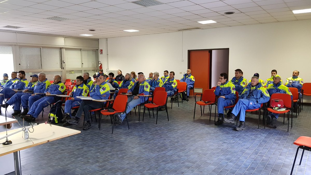 Tolmezzo 19 maggio 2019 corso radiocomunicazioni tenuto da Ari Udine per le squadre comunali.