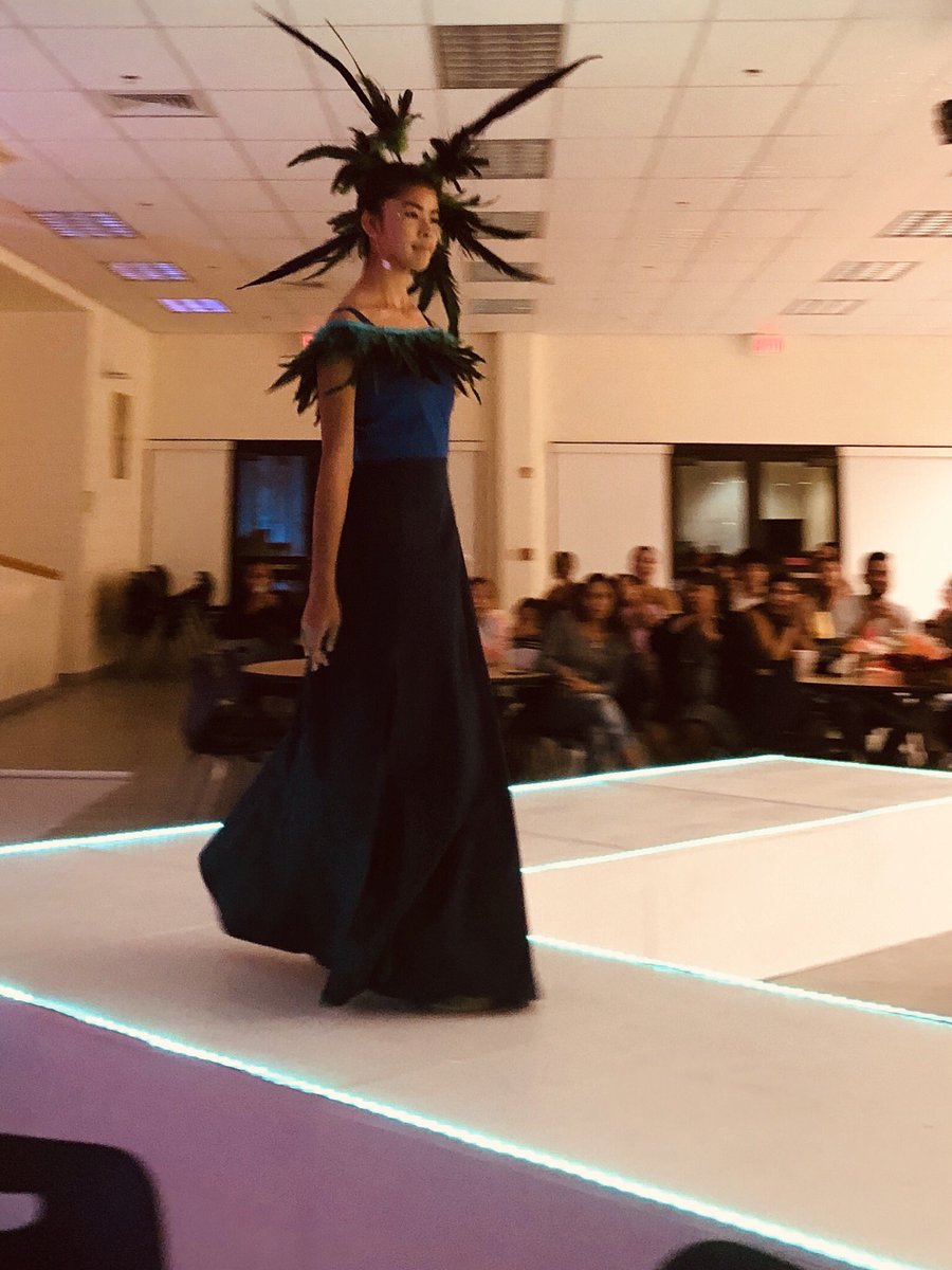 Kula_Hawaii's tweet photo. Inaugural Kamehameha Kapālama Kula Waena Fashion Show was a success! #HCBE #kskms #studentcentered #thrivinglāhui #IDUs #livealoha https://t.co/mQFImcQlZv