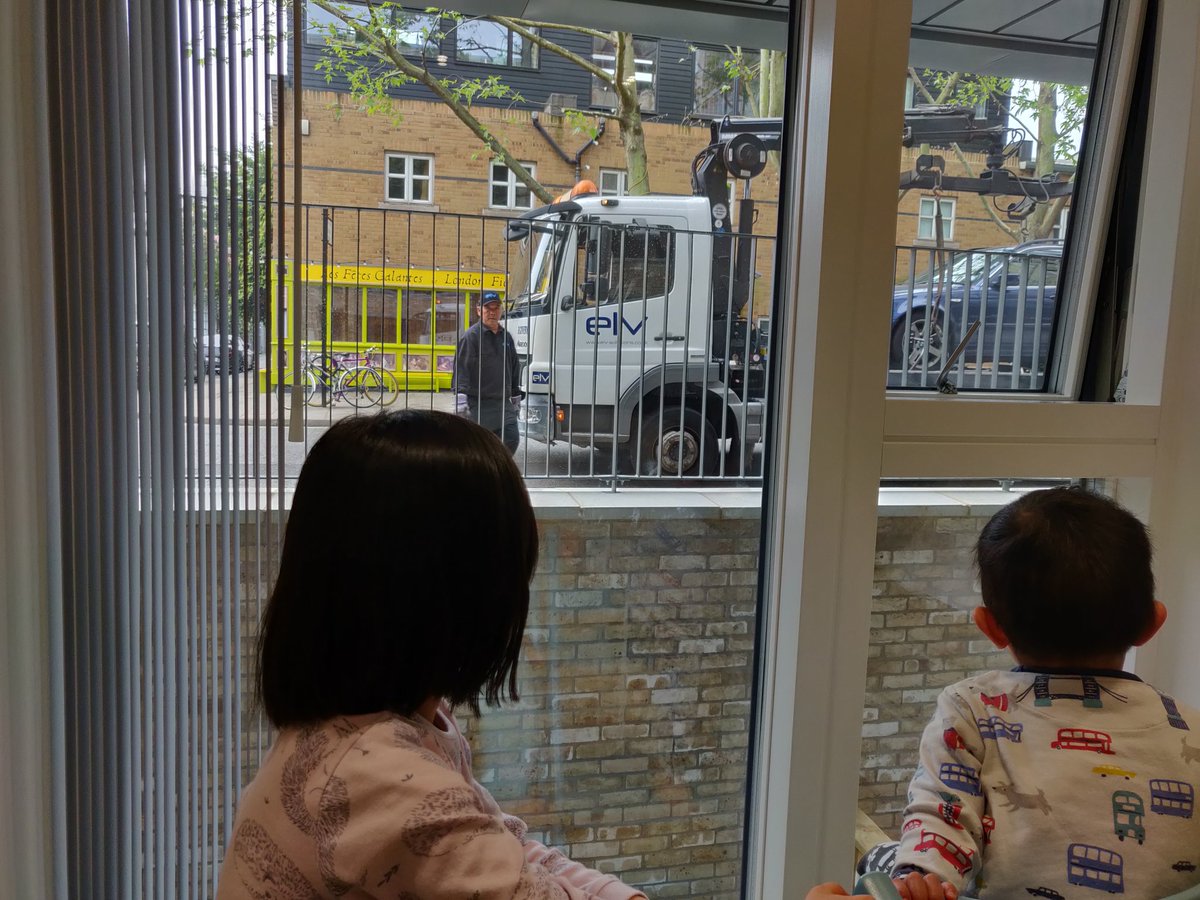 Kids are certainly enjoying the roads being cleared for the #HackneyHalf that's passing right in front of our new house today