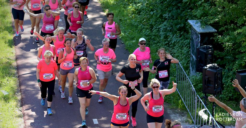 Sunday Runday! 🏃🏽 Zo ziet toewijding, motivatie, inspiratie, inspanning en (mentale) kracht er uit! Ga jij ervoor dit jaar? 💕💪🏽 #ladiesrunrotterdam