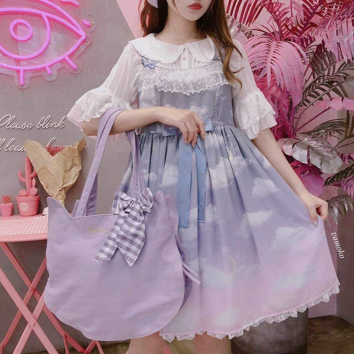 Vamo28682683's tweet photo. angelicpretty 渐变云jsk

lolita 🎀
 #lolita #lolitafashion #lolitagirl  #dailylook #daily #selca #selfie #instagram #selfie #ootd #ootds #ootd👗 #ootd💗 #ootdmagazine #fashion #fashionblogger #はらじゅく #はらじゅく #今日のコーデ #今日のコーデ  #wear #today #girl #staffsnap https://t.co/MeXeu5STXa