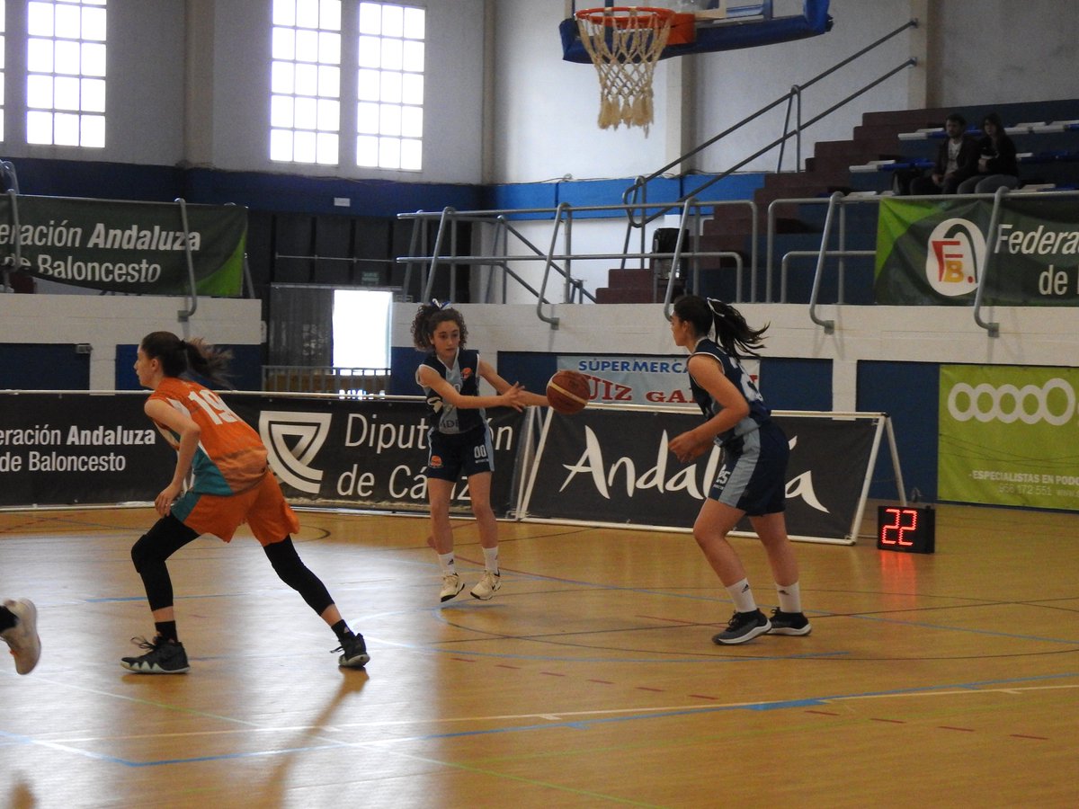 FAB_Andaluza's tweet photo. 🏆 3º-4º Puesto #CADEBAIF19 ⛹🏻‍♀️      
🏀 @cbalmeria 🆚 @clubadeba 
⏱️ 1º Cuarto: 11-16.
🎥  https://t.co/P78tkf903A … … …
📍 @Ayto_LaLinea @diputacioncadiz 
✅ @AlmeriaFAB @FAB_Cordoba https://t.co/igKhPMYFNW