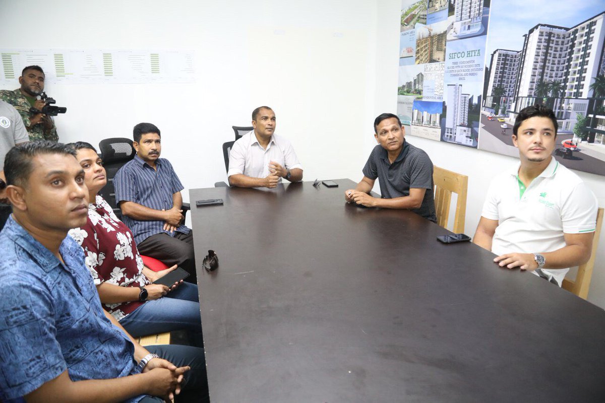 LtGenShamaal's tweet photo. Oversaw the progress of ‘Sifco Hiya’ flats in Hulhumale’, the work for which has been fully resumed with the project steadily gaining momentum. 

Thank you HEP @ibusolih and Hon. @MariyaDidi for the support and direction. https://t.co/FmXfHPKvGJ