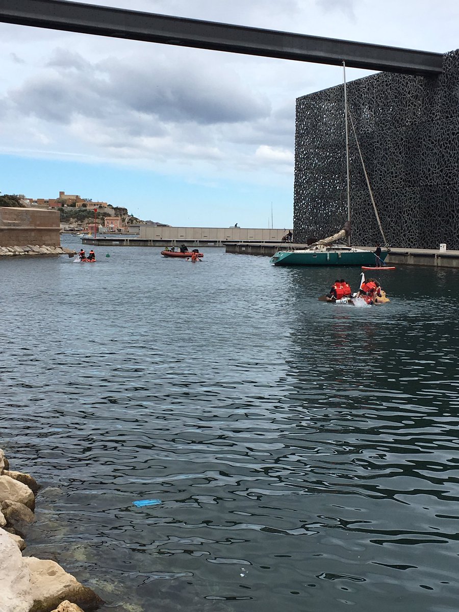 C’est parti pour la première course ! Il va falloir pagayer ! 🛶 #TVPecm