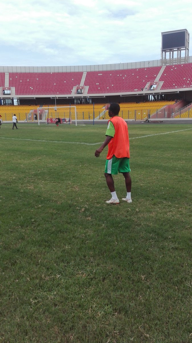 ElminaSharks's tweet photo. Warm up session.
Determination written all over the boys.
#AHOvsESFC
#NCSpecial https://t.co/TRG5NV5nyw