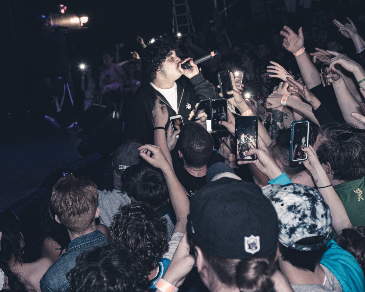 OrganicVFX's tweet photo. Shoreline mafia buffalo ny 5/17 https://t.co/Dz4ElIpv1W