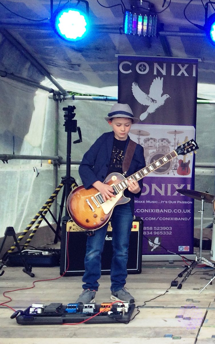 CONIXI1 tweet picture