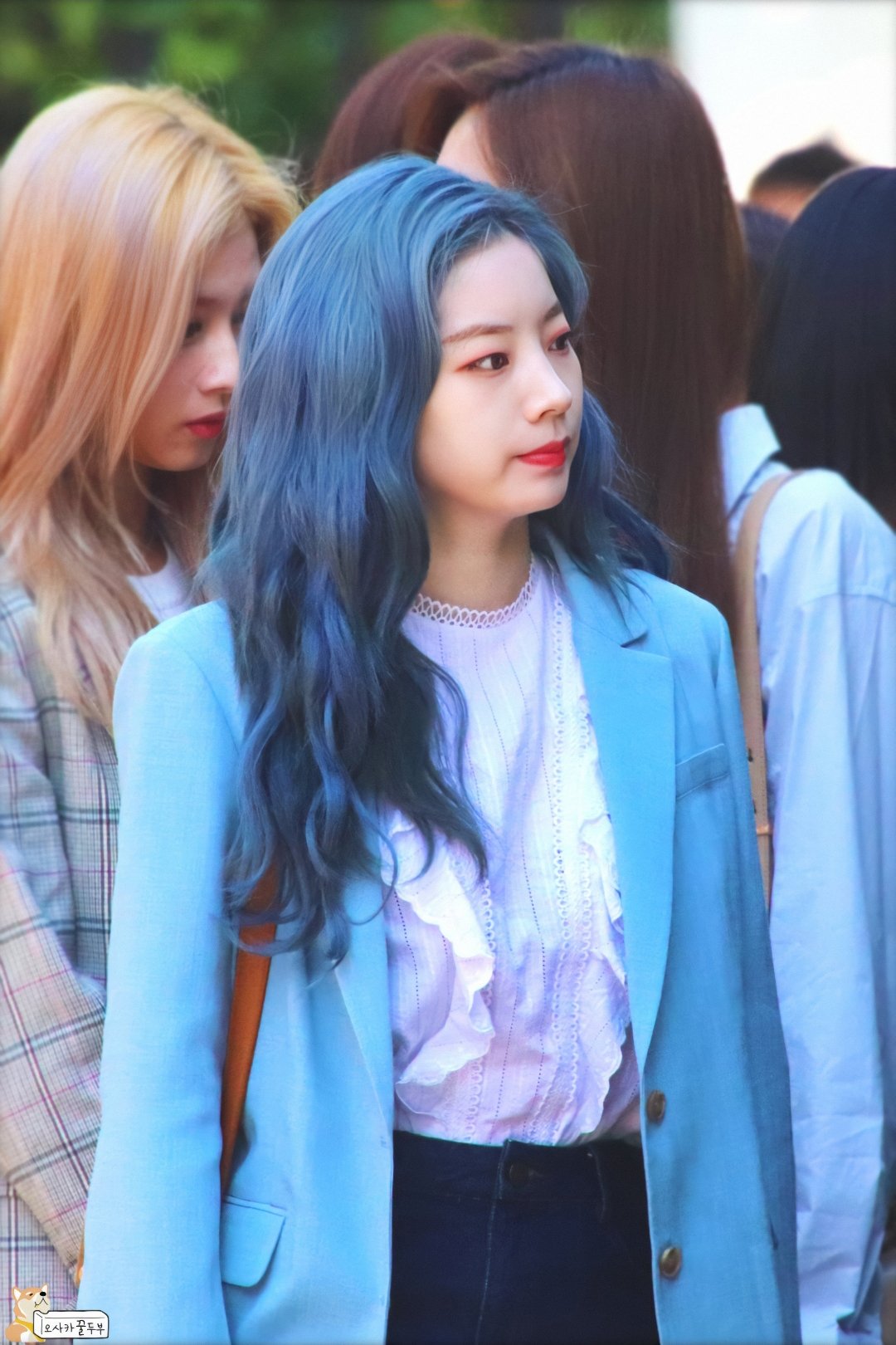D6722FoUYAAzmFk.jpg:orig