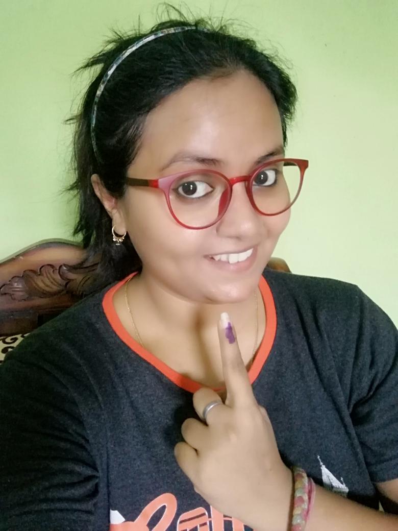 ShagunArya4's tweet photo. Finally got the opportunity for this inked finger selfie.... Exercised my right to vote.
#votefearlessly #voteEthically https://t.co/bzRKXwDxls