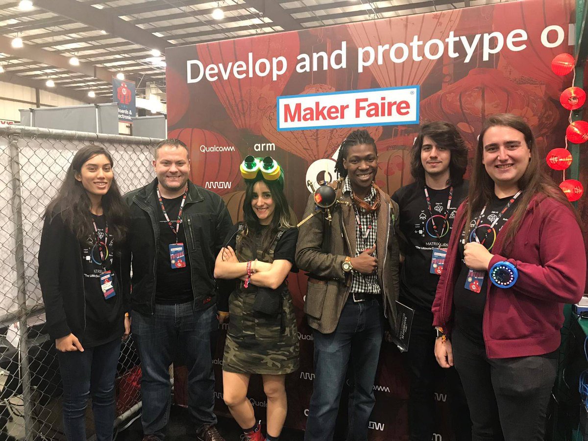 Looks who stopped by! 🤩 @estefanniegg and her newest #make, #diy Jurrasic Park goggles 🥽 

@makerfaire @qualcomm @arm @96boards @arrowelectronics

#makerfaire #bayarea #maker #doityourself