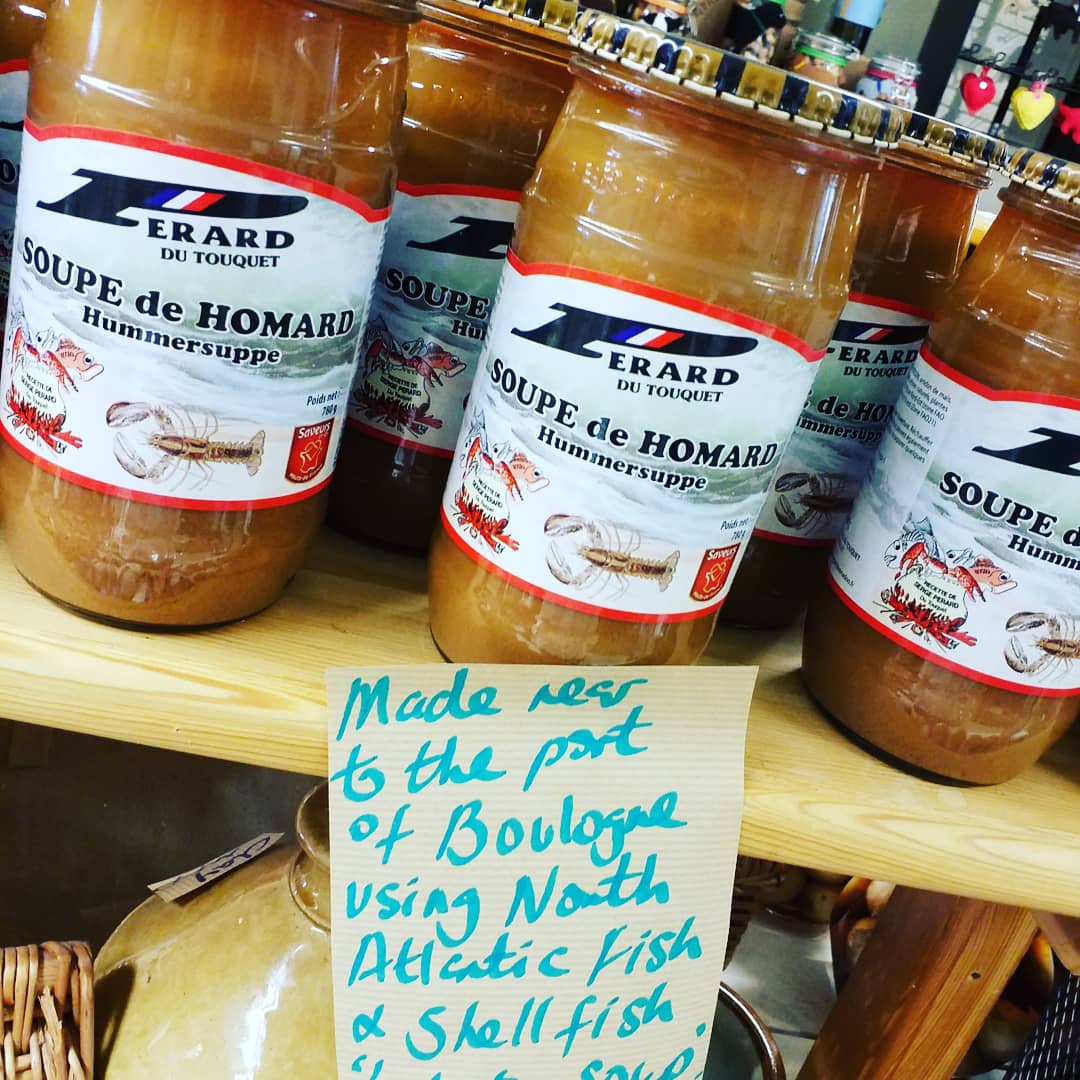 RosaliesofCowes's tweet photo. A super seafood soup stock up 🐟🐚🦐🦀 including traditional fish soup, provencal style fish soup, a veloute of shell fish, crab soup and lobster soup
#fishsoup #shellfishsoup #frenchcuisine #freshflavours #summerfood #greatwithaglassofwine #rosaliesofcowes #crab #lobster https://t.co/yK9SnYezTD