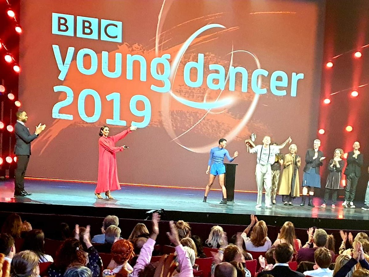 poppinolliev's tweet photo. Last night i got to watch one of my #STFFAMILY members perform in the #livefinals of #bbcyoungdancer2019 and he only went a won it woooop woooop!!! Max started dancing @stfactorycic when he was 9yrs old now look at him!! #hardworkpaysoff #dancerlife #buzzin #streetdance #proud https://t.co/5If5u8UNVr
