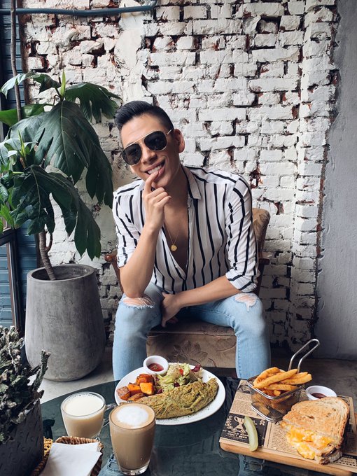 You haven't seen the best of me,
I'm still working on my masterpiece ? #Vermissedich #gay #gayboy #asian