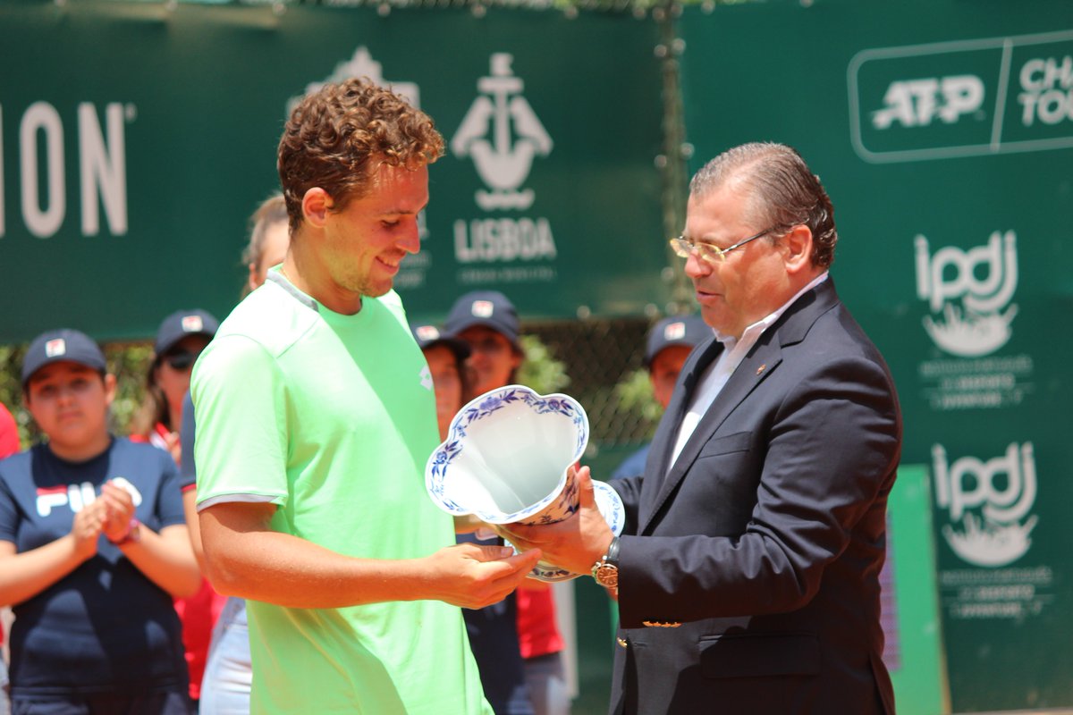 LisboaBelemOpen's tweet photo. Roberto Carballés campeão do 3.º #LisboaBelemOpen após final emocionante com Facundo Bagnis. Notícia Raquetc, com texto de Gaspar Lança e fotografias de Beatriz Ruivo: https://t.co/IJsZRPBKpI https://t.co/vfeukDR1vG