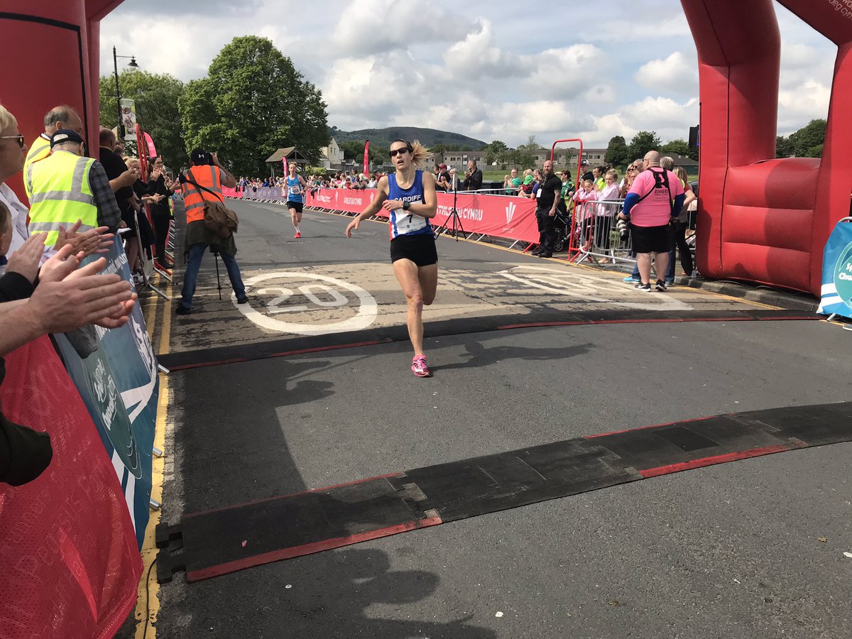 MagicHorsman's tweet photo. So proud of Lucy @eatrunlearn for taking 2nd place at Caerphilly 10k today @WelshAthletics. Great running as always, amazing! Rounds off a great running weekend for us both! #welshathletics #caerphilly10k #caerphilly10k2019 #running #runwales #eatrunlearn #cardiffaac https://t.co/jgU7wUVAc9
