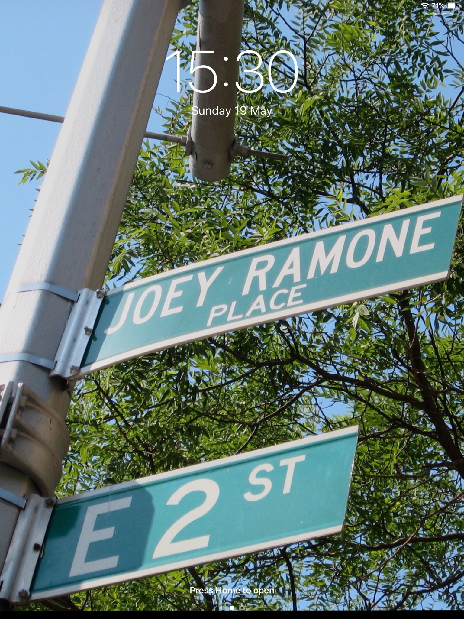 Happy birthday Joey Ramone. 