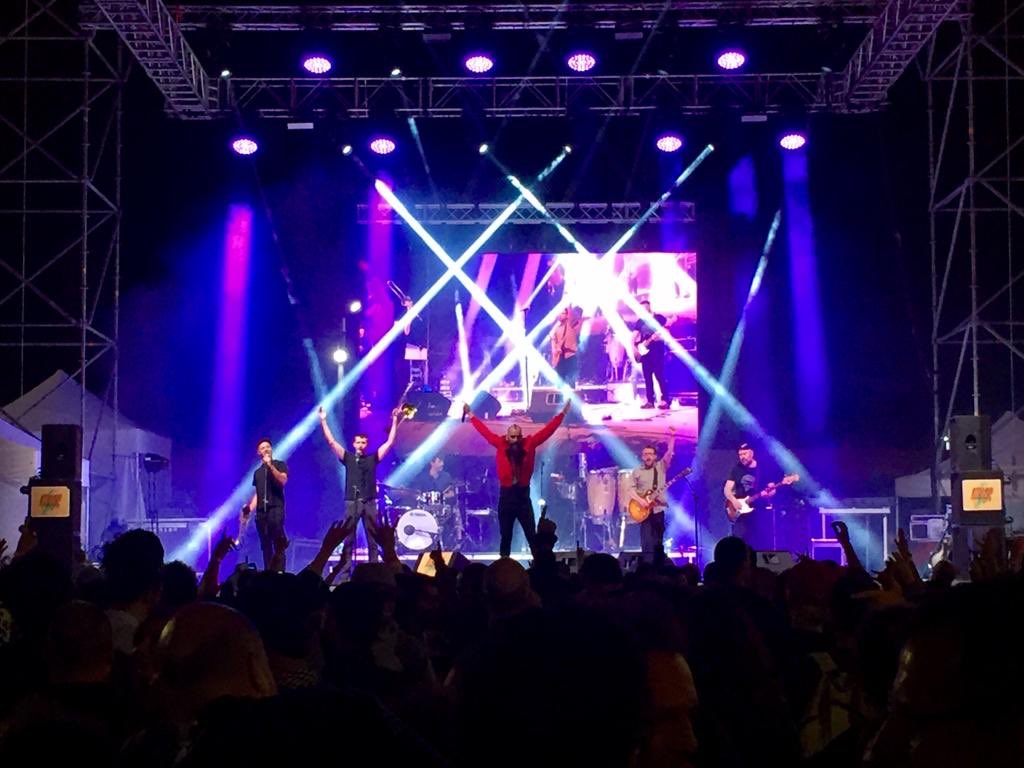 Eskorzo's tweet photo. ¡AL MOJO VIVO! Las Palmas es #ZonaCaliente
¡Muchas gracias por la acogida y devorarnos Gran Canaria! ❤️
Muchas gracias a @FestivalMojo por la invitación y la profesionalidad, a por muchas más ediciones ¡larga vida! @rootsound
 #mojomusic #festival #alertacanibal #devorametour https://t.co/psjFaR0sQE