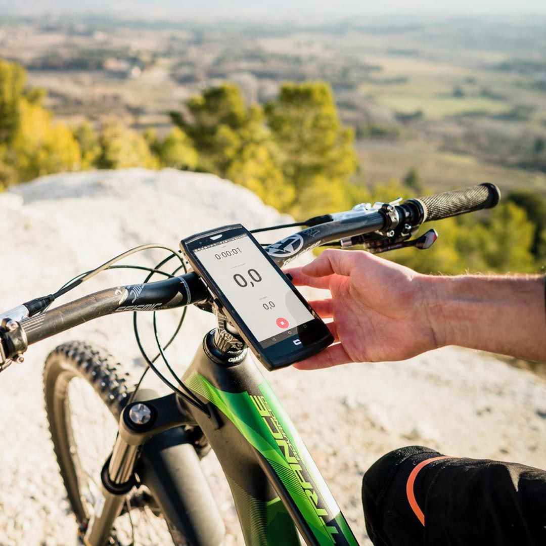 crosscallmobile's tweet image. Fixez, enregistrez, partez 💨 Quelle(s) App(s) utilisez-vous avec votre smartphone @crosscallmobile pour enregistrer vos sessions sportives et pourquoi ? Pendant le mois de Mai, découvrez notre gamme de smartphones et offres du moment sur crosscall.com #XBIKE #TREKKERX4