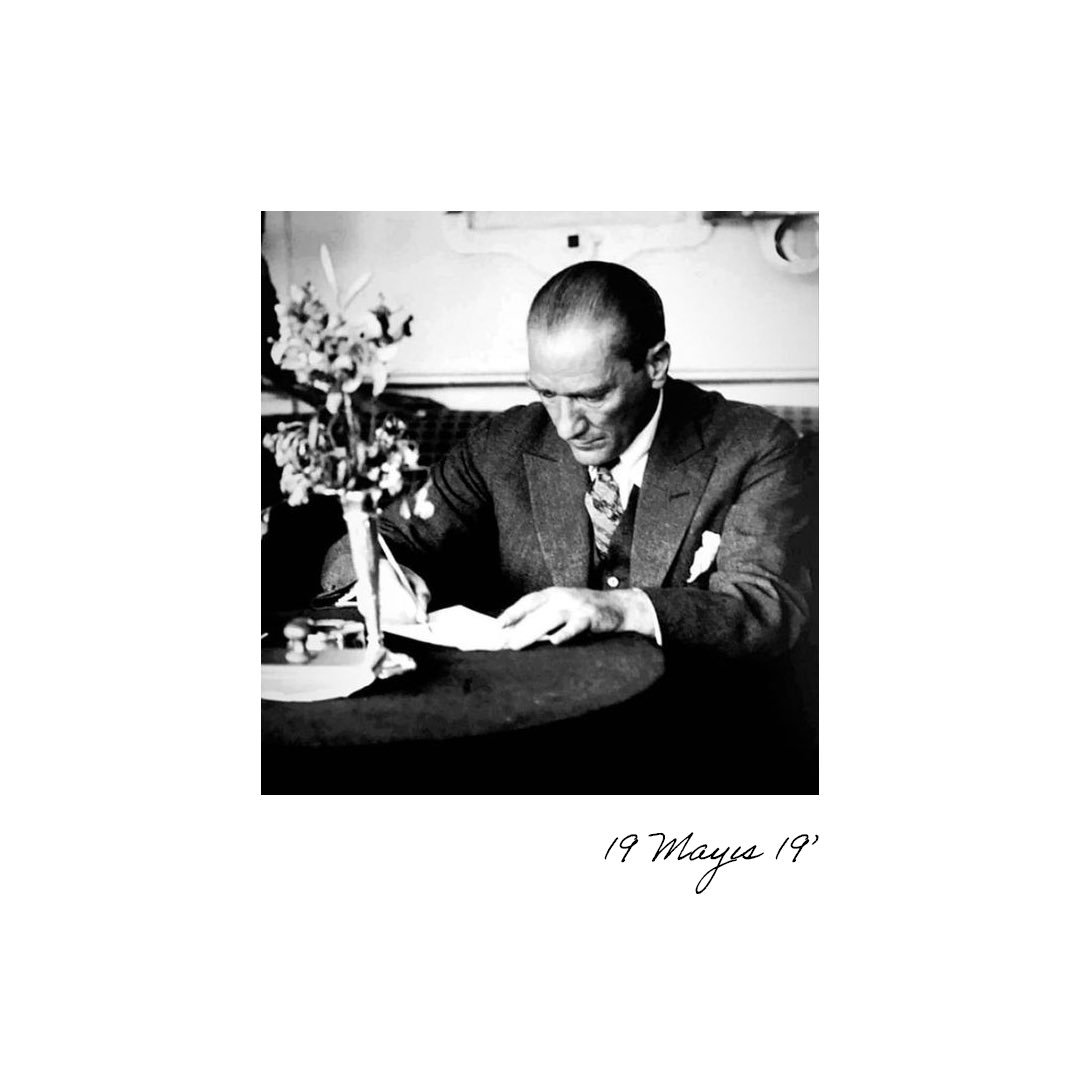 ‘Gençler, cesaretimizi güçlendiren ve sürdüren sizlersiniz. Siz, almakta olduğunuz terbiye ve kültür ile insanlık değerinin, vatan sevgisinin en değerli örneği olacaksınız.’ Mustafa Kemal Atatürk.
19 Mayıs Atatürk’ü Anma, Gençlik ve Spor Bayramımız Kutlu Olsun🇹🇷
#19MAYIS