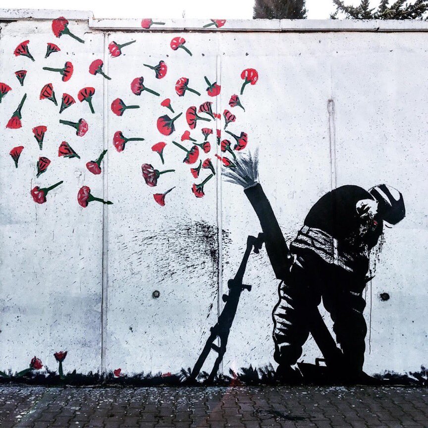wrodgers2's tweet photo. Murals in Sulaimani https://t.co/C3SyYorj7F