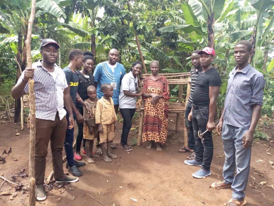 UCURotaract13's tweet photo. Among the key points for this project was to improve on the sanitation of the community and one of the ways we did this was to make and repair their utensil racks #Cheeza3 #WashProject https://t.co/e9PXWI6SQx