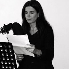 ester_modie's tweet photo. Attention teasing ! Sereine Berlottier lit spécialement pour toi un extrait du livre en collaboration avec Jeremy Liron à venir chez Les Inaperçus (nécessite oreilles). Tout cela disponible à partir du 5.06 (ou en avant-première sur le site #LesInapercus). https://t.co/7qSYx6efMh https://t.co/jSUdqFTFh9