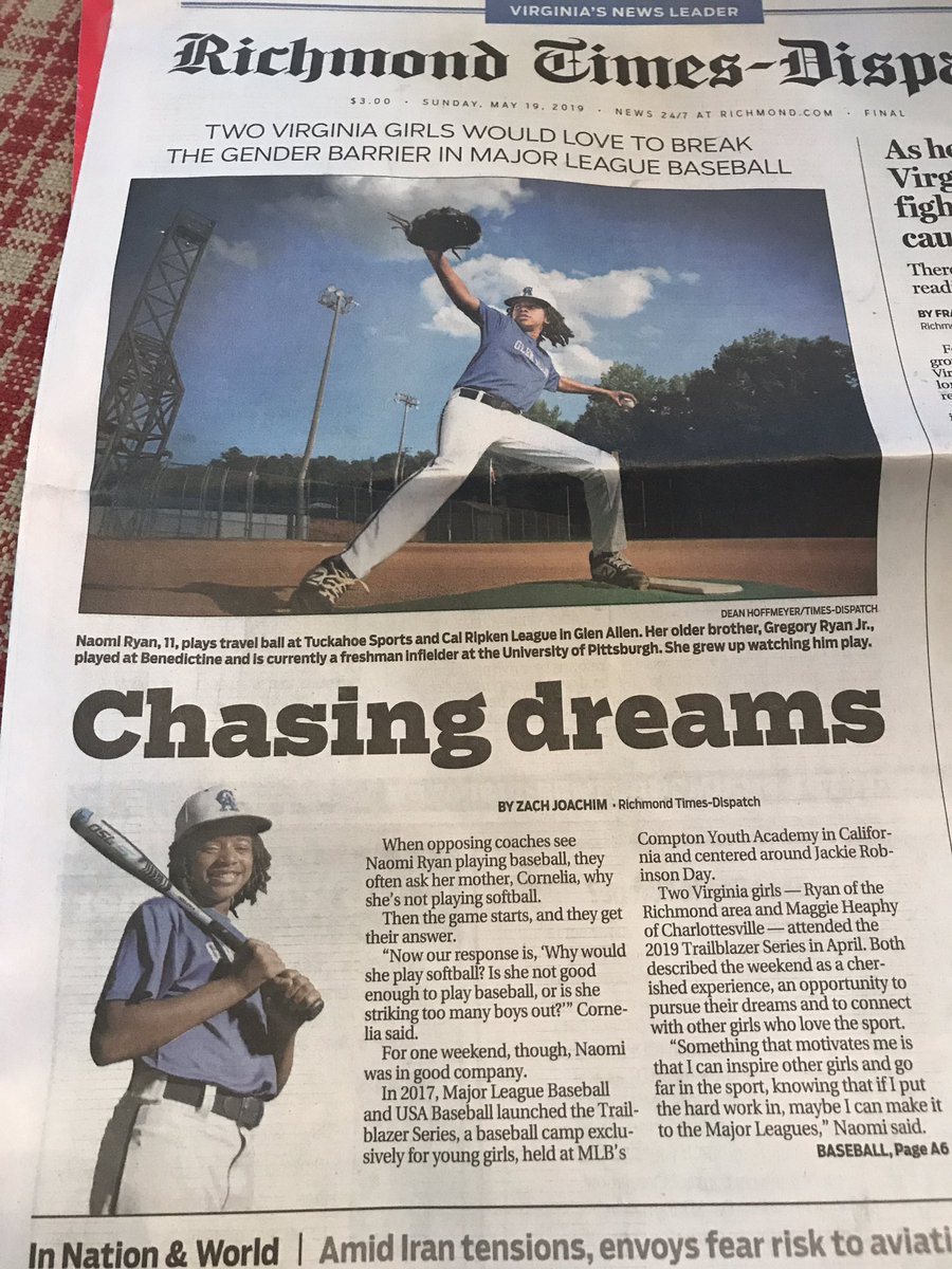 iRobinGreen's tweet photo. @joyofbaseball Look at the FRONT page of the paper today!!😀😀 https://t.co/mvUBGTRMDd