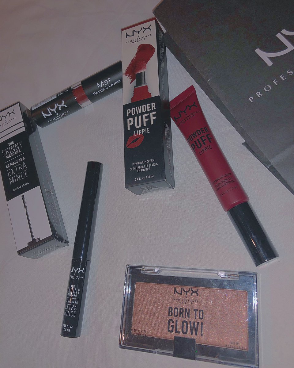 RaMu63015669's tweet photo. あいらぶゆーNYX😍😍 https://t.co/n3e1UTh1sG