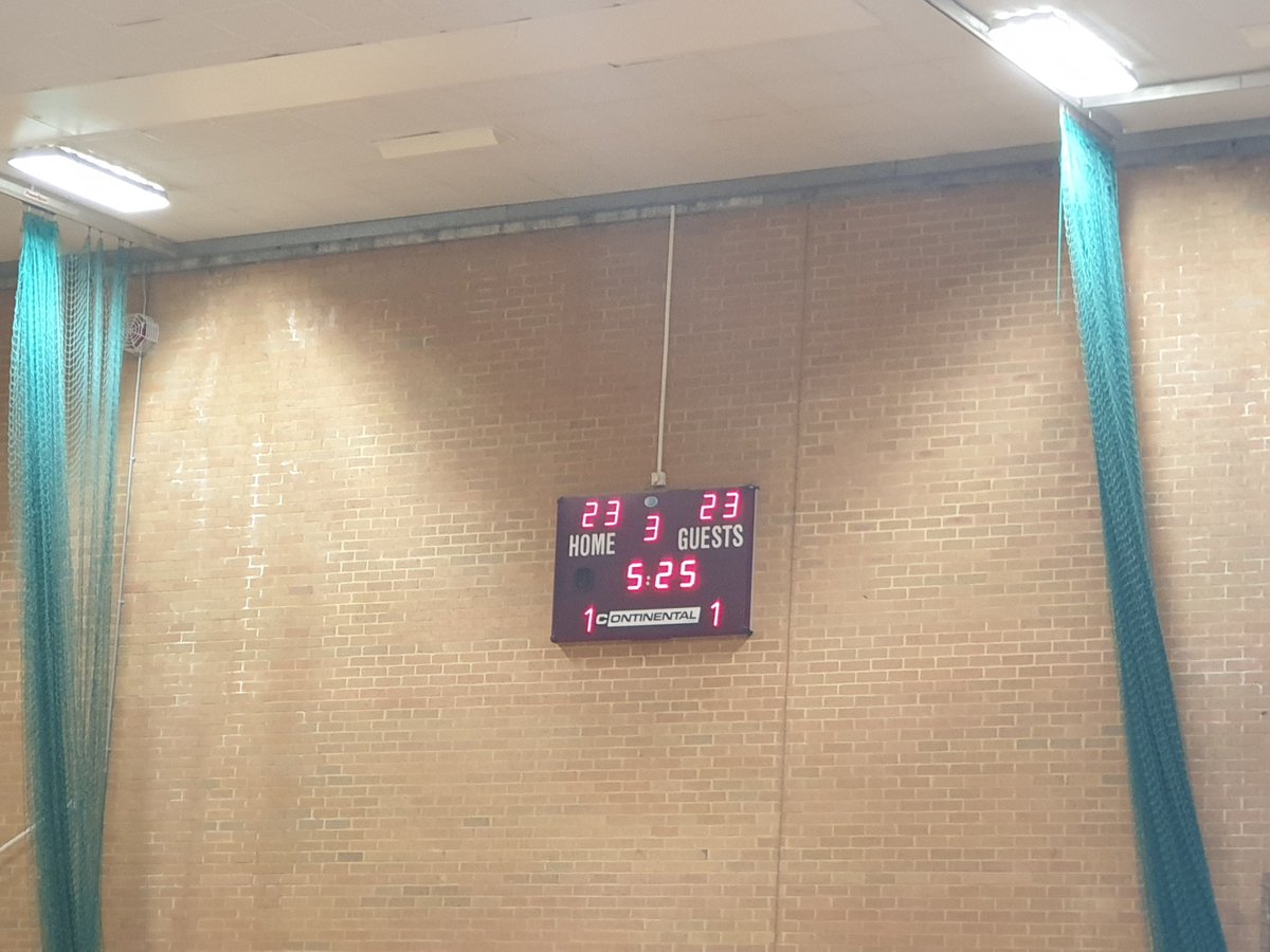 kingstonwildcat's tweet photo. 23 - 23!!!!! Great game here https://t.co/0dTwHYv5fl
