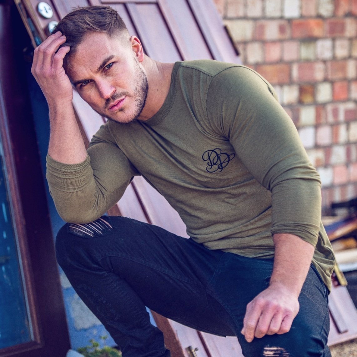 ddclothing_'s tweet photo. P H O E N I X - T E E's 🕊

Hot, cold, hot, cold! Sleeves up or sleeves down? Play the weather at it's own game and get yourself the Phoenix Tee today!
https://t.co/g3Y7Ohr5bk

"It's not how you fit in, it's how you feel within!"

💪PHYSICALITY | 🧠MENTALITY | ➕FOCUS https://t.co/nkLH8jeznb