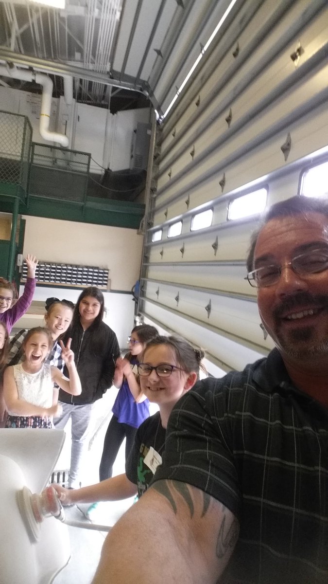 nysplchamp's tweet photo. The 4th grade tours were awesome.  Thanks to everyone. This is having fun. I think they liked auto body, just a little haha Batavia CCR set it on fire https://t.co/m2Rqy0WPvx