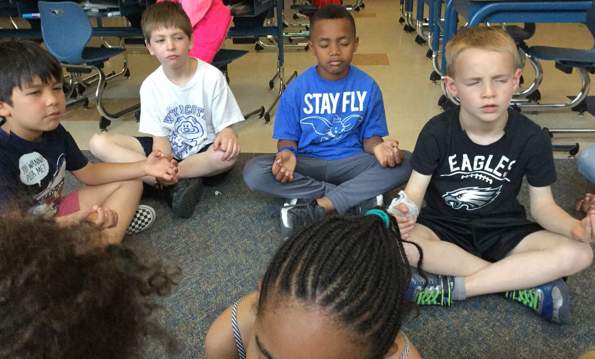 CindyGoldberg13's tweet photo. Feel free to contact me to help you embed mindfulness into every day. #notaprogram #bringmindfulnesstoyourschool mindfulnesswithcindy@gmail.com
Listening to sounds is one way to practice mindful awareness at every age. #mindfulness @EdMindfully @CSDWyncoteES https://t.co/iBLuzoMhii