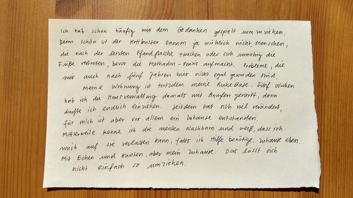 kottbuda69's tweet photo. Auch für sie ist hier bei uns in den letzten Jahren ein Zuhause entstanden!

#WirBleibenAlle ✊✊✊

#Mietenwahnsinn #neukölln #vorkaufsrecht #mileuschutz #reuterkiez @Hobrecht59 @Krossener36 @dieffe29 @bizimkiez @Schoeneweider20 @Sander11_11a @Box32B @u67bleibt https://t.co/yrvmm6bida