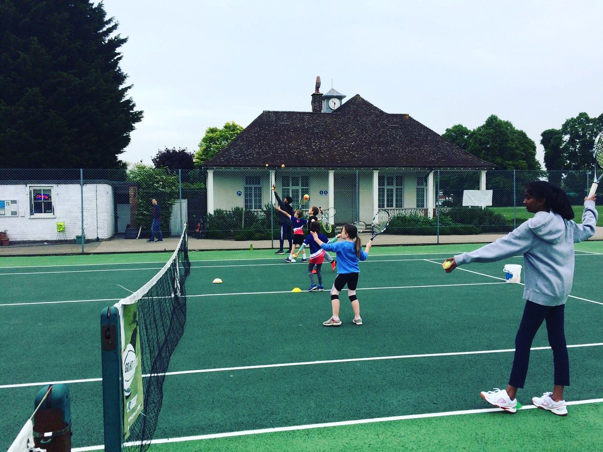CarlislePTennis's tweet image. Great turnout for our @lta #naturevalleybigtennisweekend today #richmondtennis #richmondtennis #carlislepark #tennishampton #learntennis #middlesextennis #carlisleparktennis #encoretennis