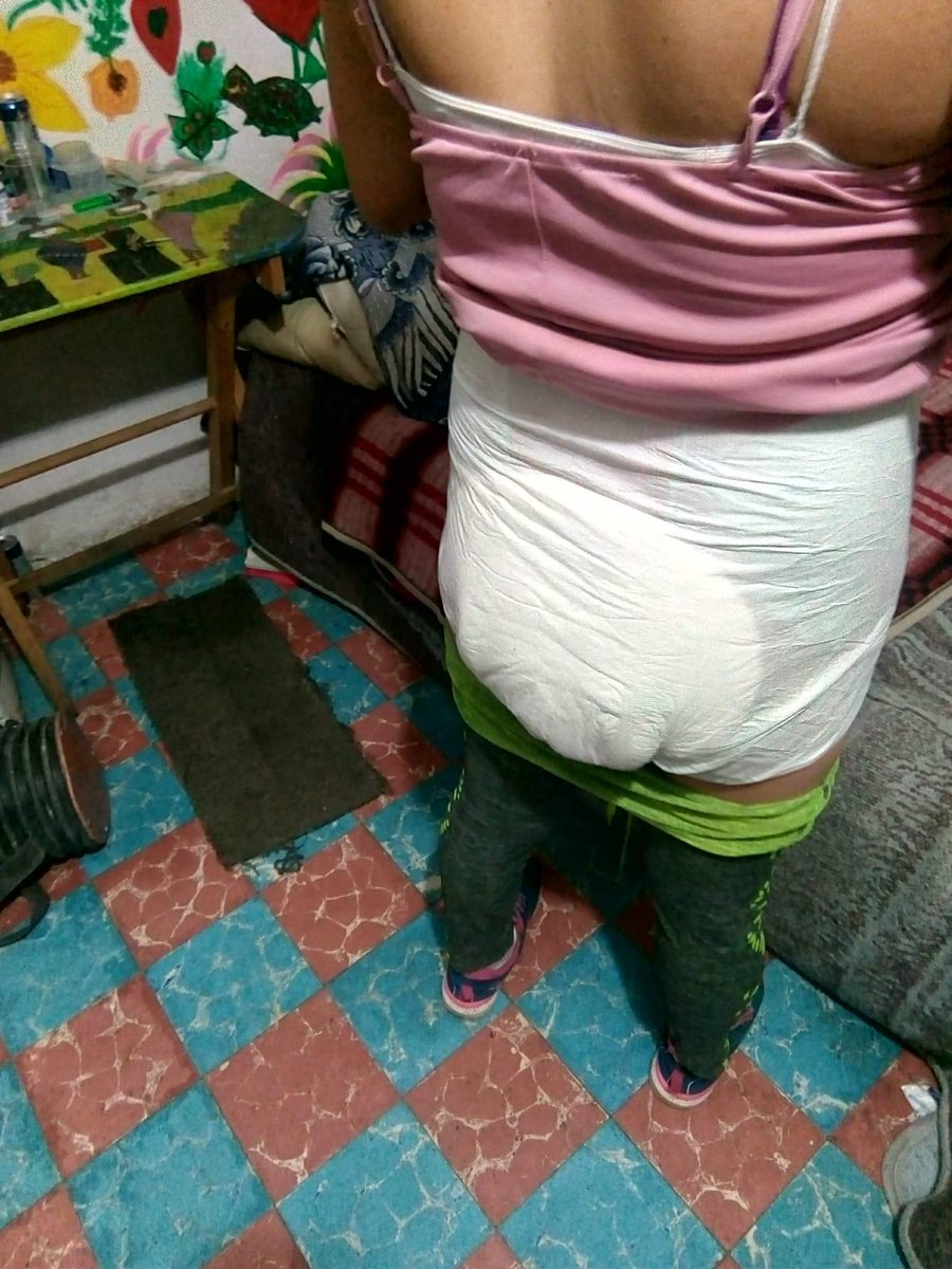 BebeMiriam1's tweet photo. Soy una bebé con pañal https://t.co/E3P9ylKxfC