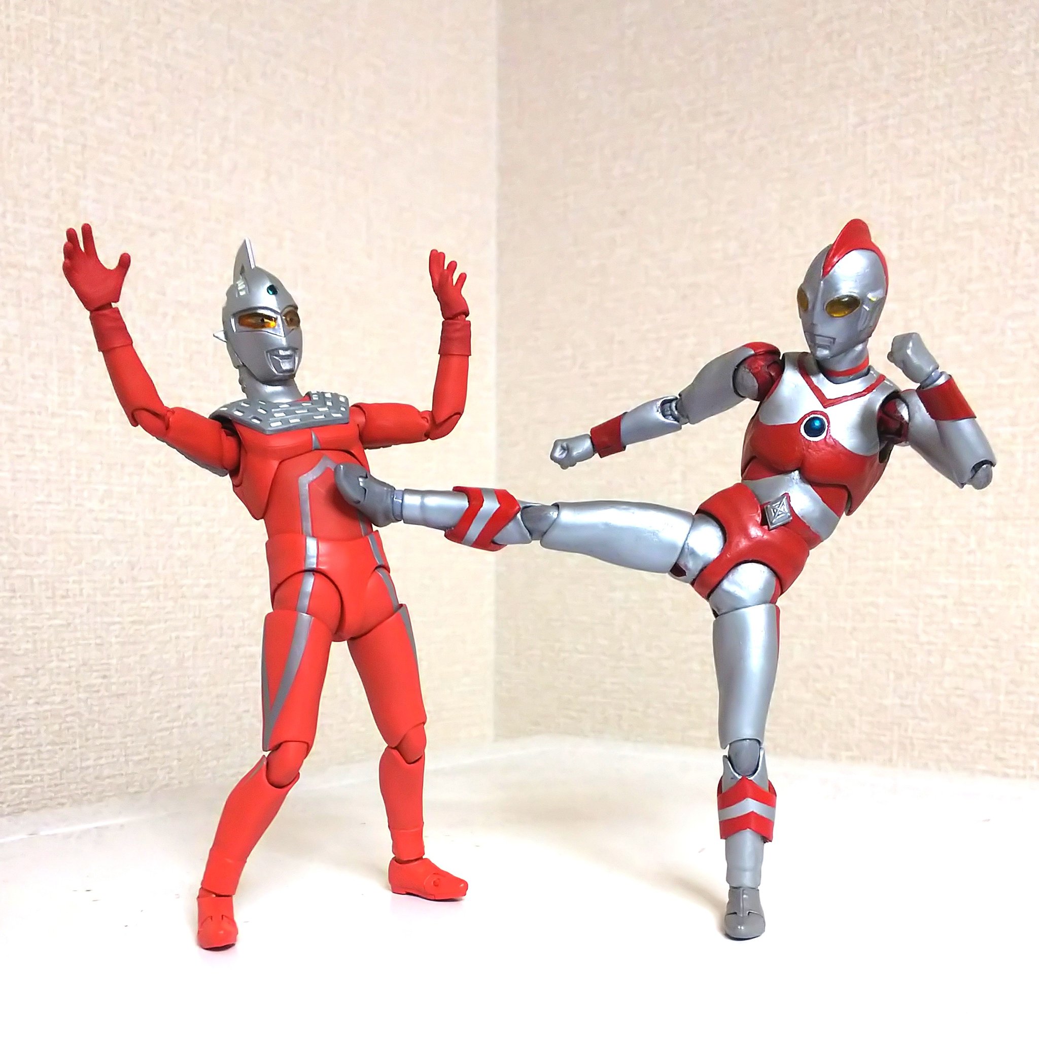 ウルトラマン フィギュア 2体 ウルトラマン フィギュア 2体セット - メルカリ