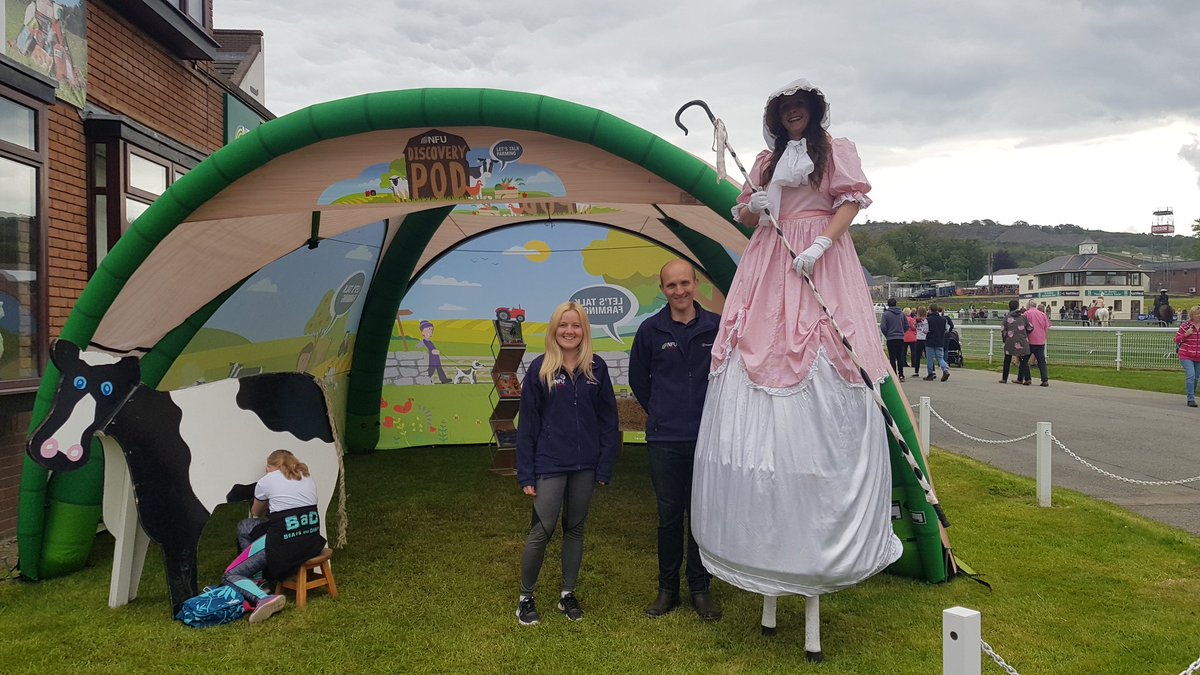 NFUCymru's tweet photo. Little Bo Peep has lost her sheep so she came looking for them on our stand...has anyone seen them? @CowsOnTour #SmallholdingFestival #SmallholdersFestival #CircusAntics #WeAreWelshFarming https://t.co/V9qCRYpdVj